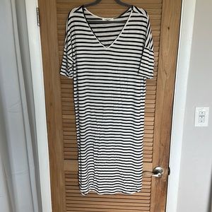 Carly Jean Los Angeles favorite midi